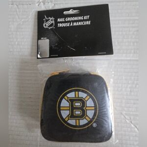 5 Different NHL Team Logo Themed Nail Grooming Kit With A Zippered Case (EACH)